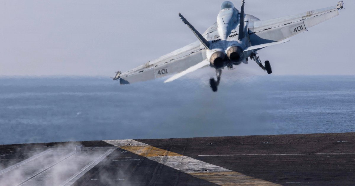 Trump Cannot Achieve Iran Goals With Bombing Alone, Expert on Airpower Warns