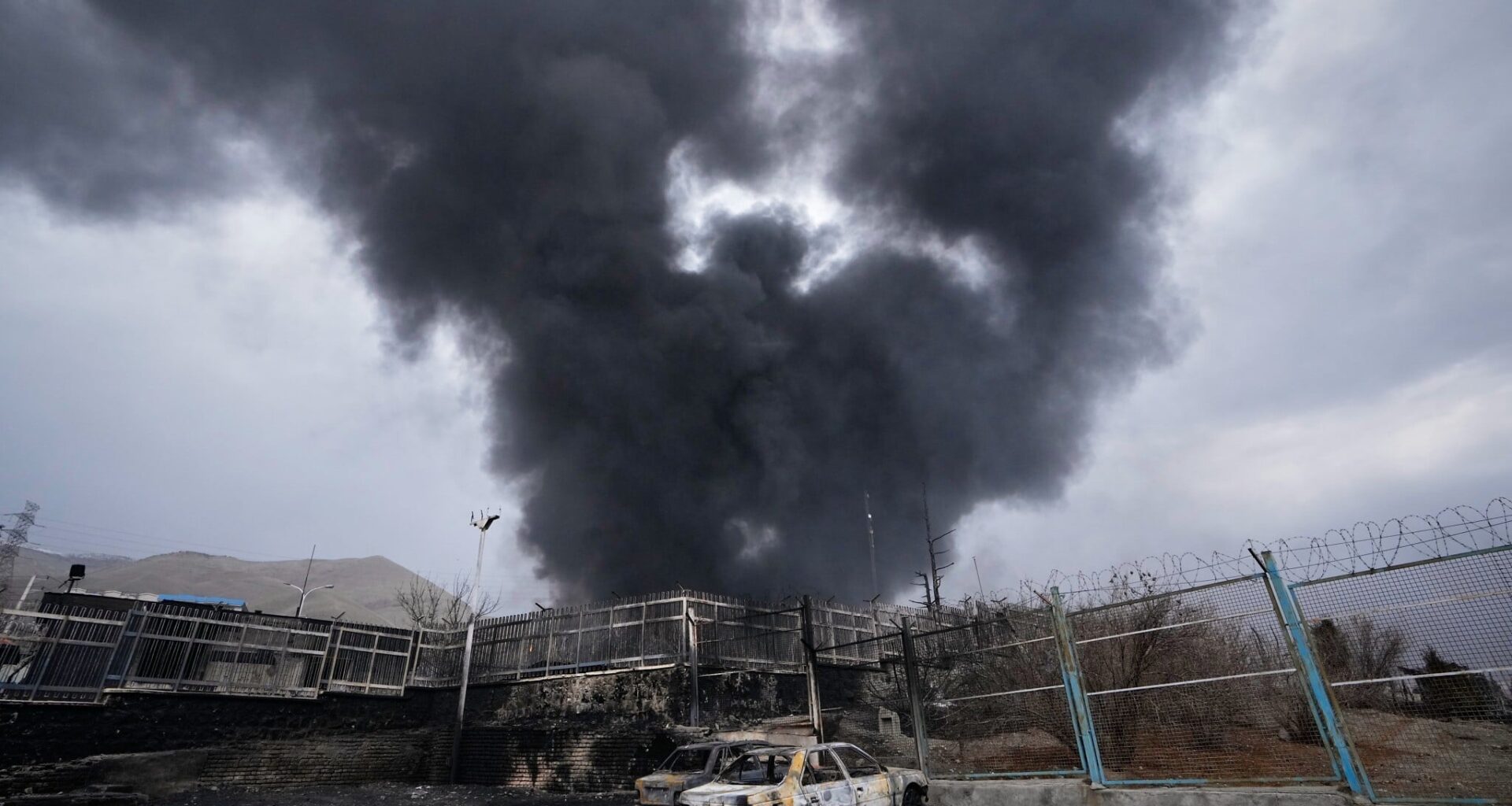 Crude oil prices spike above $115 a barrel as Iran conflict disrupts production, shipping