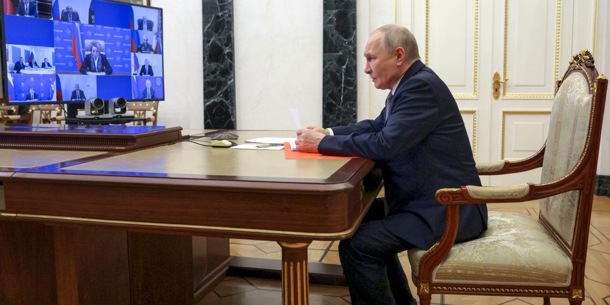 US lifts sanctions on some Russian oil, about 5-6 days' worth of shipments from Strait of Hormuz