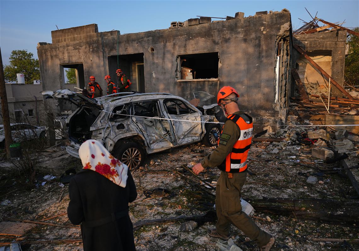 Trump threatens Iran following new wave of attacks on Gulf states and Israel