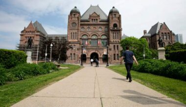 More than 400K people on Ontario’s sunshine salaries list, OPG highest earners
