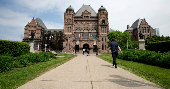 More than 400K people on Ontario’s sunshine salaries list, OPG highest earners