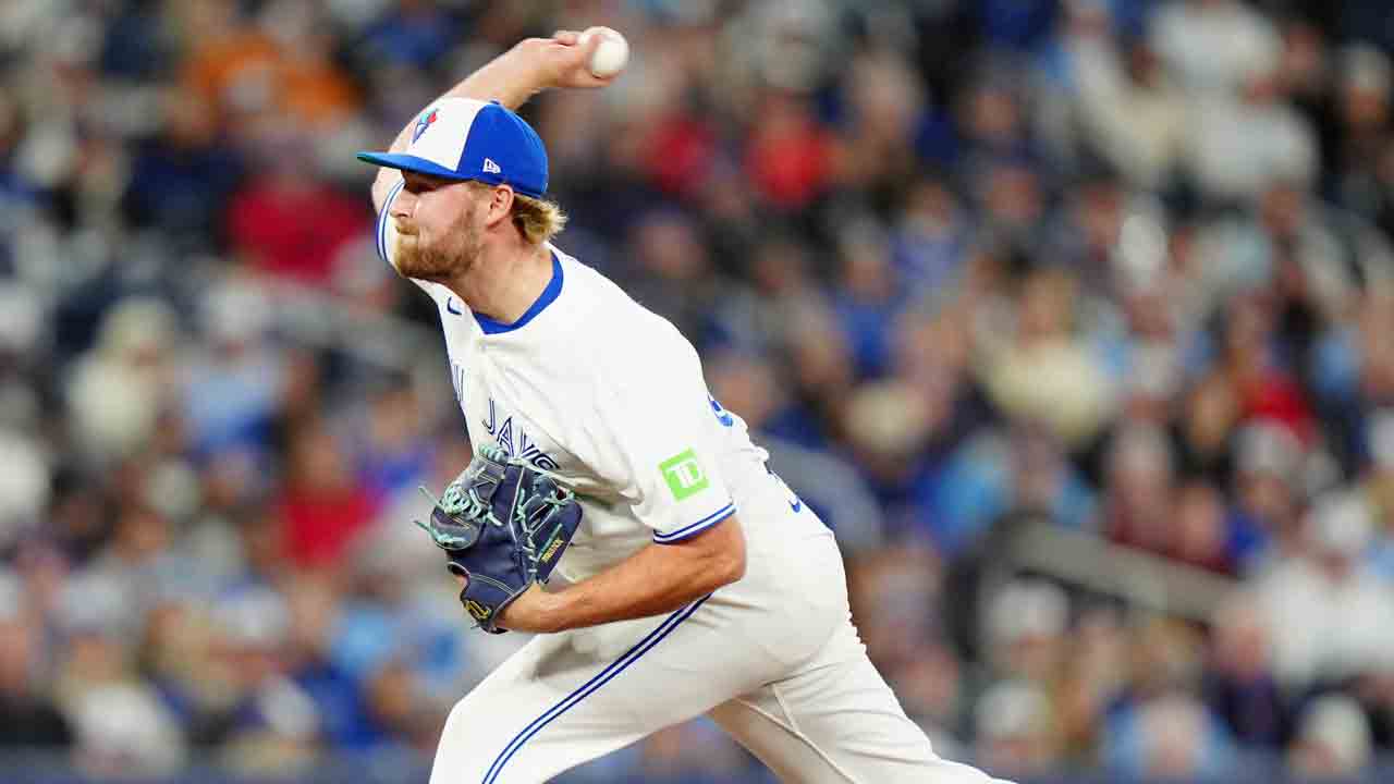 Blue Jays' Miles earns first win in 'surreal' MLB debut