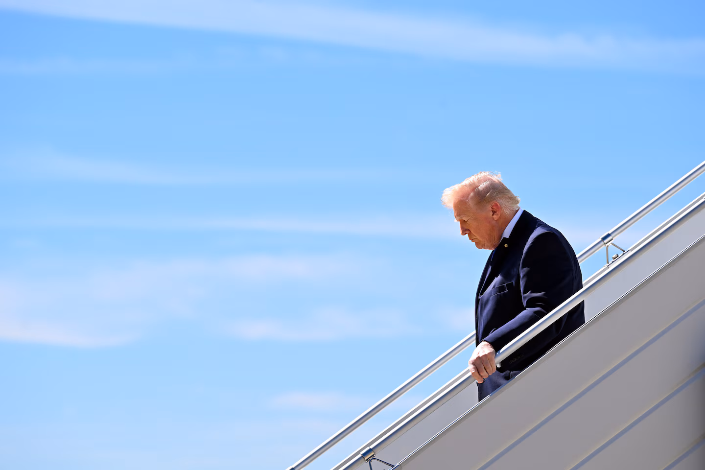 Opinion | Trump, Tehran tap brakes in Iran war game of chicken