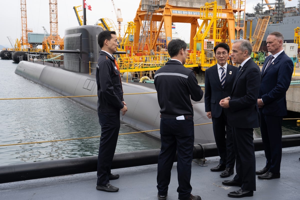 Ottawa weighs splitting submarine contract between Europe and South Korea, sources say