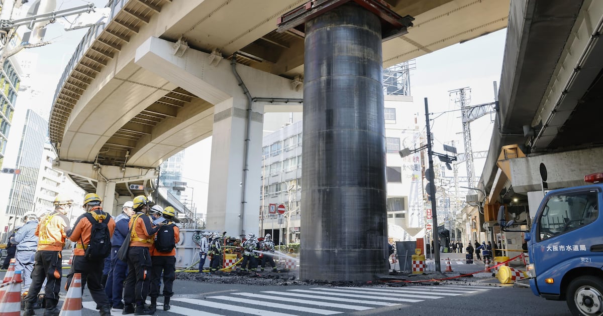 Mysterious large steel cylinder suddenly emerges from the ground in Japan - CTV News