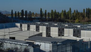 EU countries push to set up deportation hubs by year-end – POLITICO