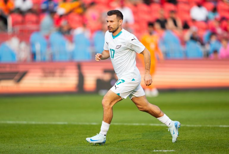 Kosta Barbarouses in action.