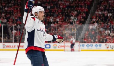 Capitals trade Nic Dowd to Golden Knights for draft picks, goalie prospect