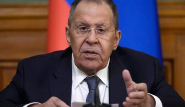 Iran oil price shock fuels Hungary's campaign against Russia sanctions