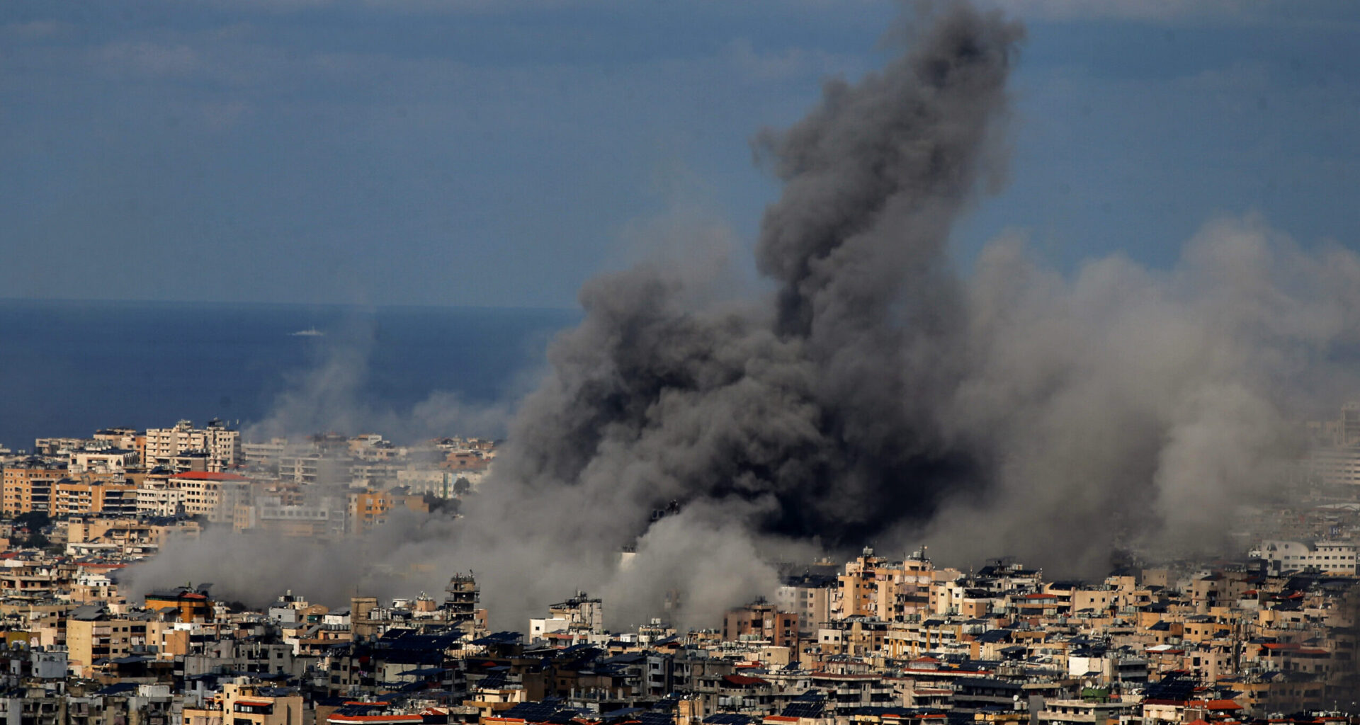 A two-front war should be no problem for Israel, analysts say