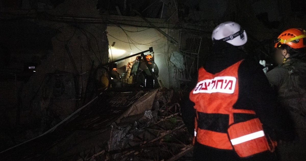 Tehran strikes near Israeli nuclear center as Trump threatens attacks on Iranian power plants – POLITICO