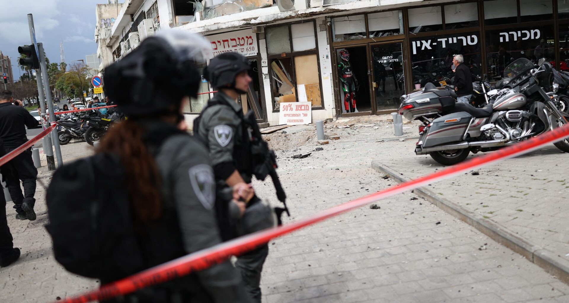 Ceasefire Talk, Hormuz Pressure, and Daily Strikes: The US-Israel–Iran War Enters a More Dangerous Political Phase