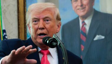 Iran-US war latest: Oil prices rise as strikes continue and Trump says Tehran ‘afraid’ to admit to talks