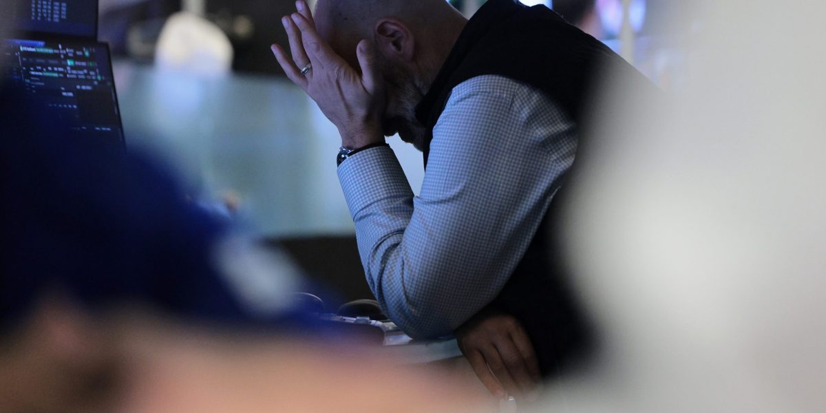 Mag 7 beckons to dip-buyers. But no one is jumping in even though Wall Street see US tech beating