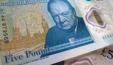 Goodbye Winston Churchill, hello beavers on English banknotes – POLITICO