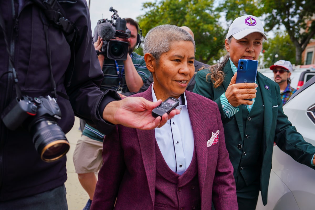 Crown prosecutors stay charges against Saskatchewan cult leader Romana Didulo