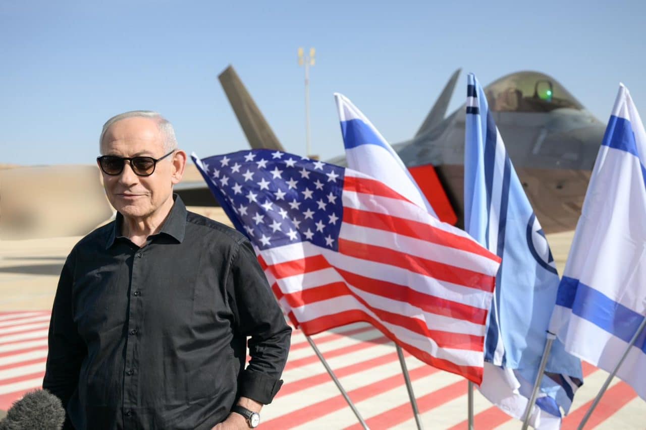 Israeli Prime Minister Benjamin Netanyahu visiting an Israeli Air Force base in southern Israel to meet Israeli and U.S. pilots taking part in the war on Iran, on March 5, 2026. (Photo: x.com/IsraeliPM)
