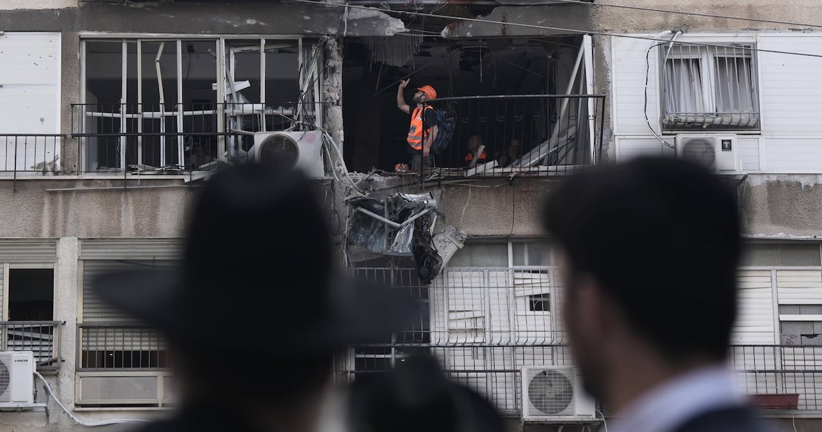 Trump says that he’s asked ‘about 7’ countries to join coalition to police Iran’s Strait of Hormuz - CTV News