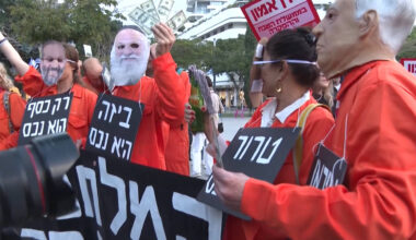 Protesters in Tel Aviv Demand Israel End Wars with Iran and Lebanon