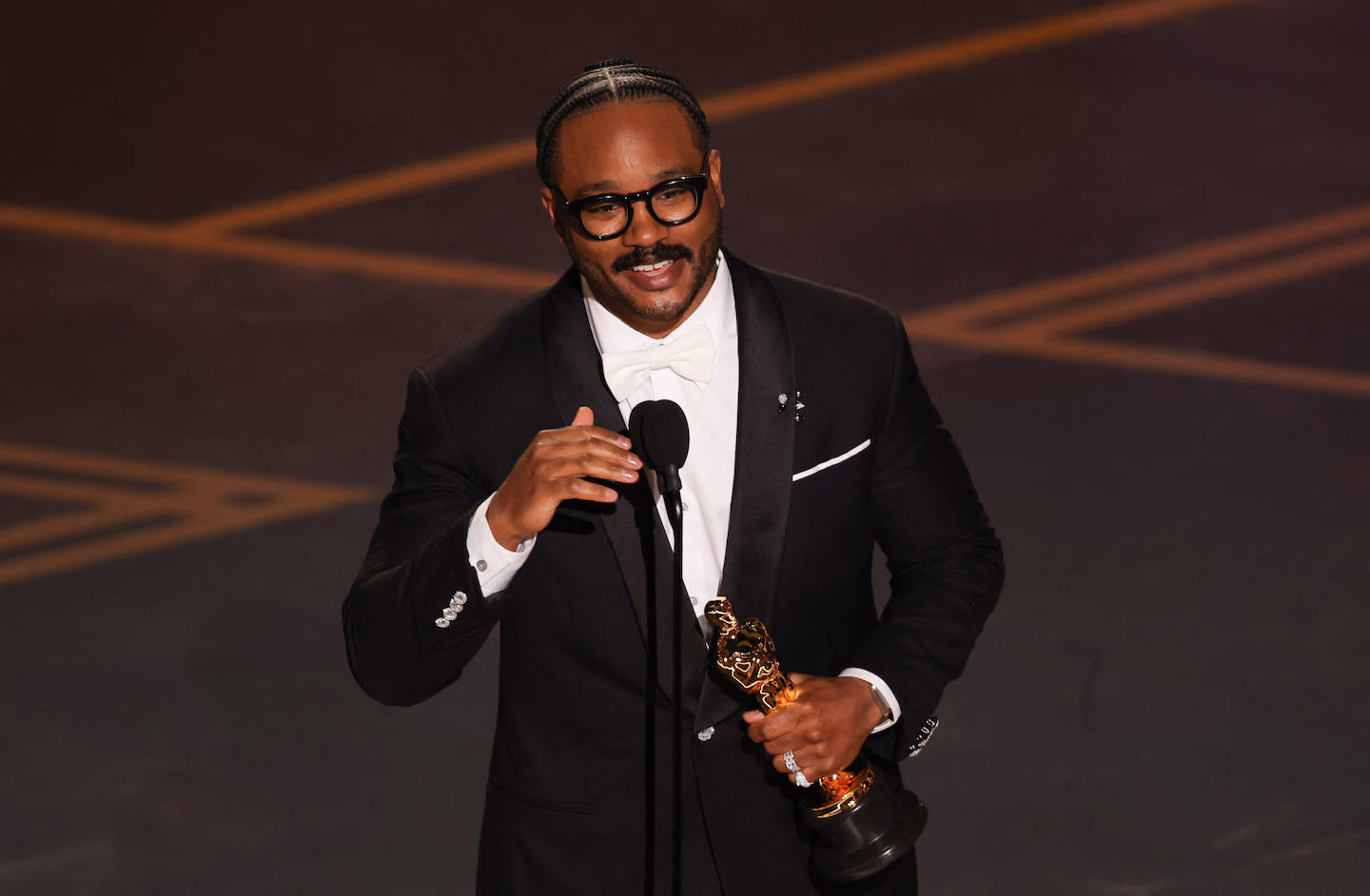 Oscars 2026 live updates: Amy Madigan wins best supporting actress for ‘Weapons’ - The Washington Post