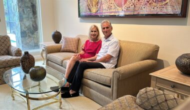 Ken and Joy Davis enjoy sitting in their living room after the U.S. Government helped them return home from Israel. (Spectrum News/Nick Allen)