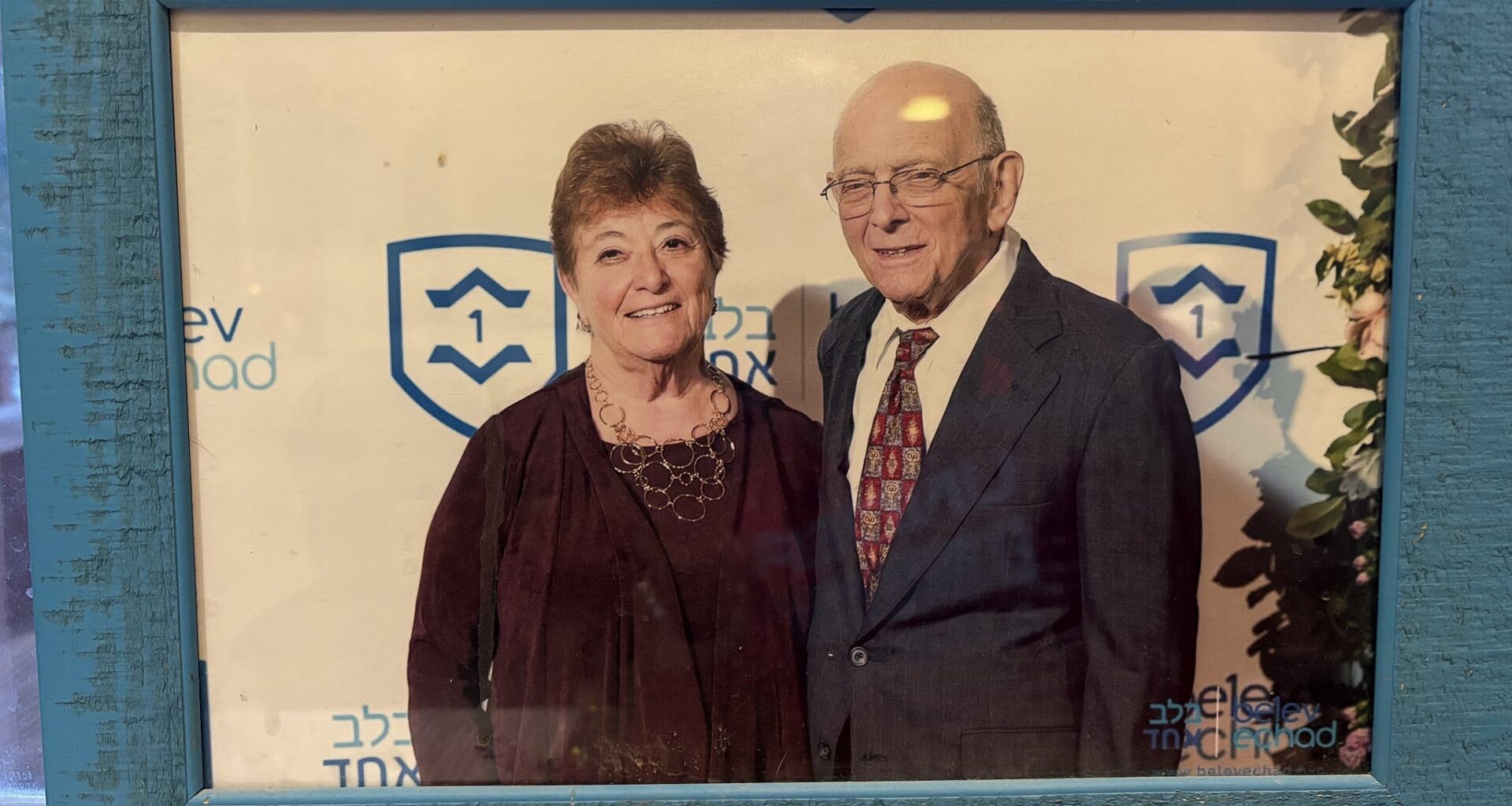 The Blogs: Darned His Socks | Barry Lynn