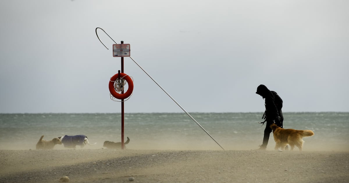 gusty winds to persist through Tuesday morning