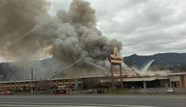 Fire tears through Red Lion Hotel in Kelso