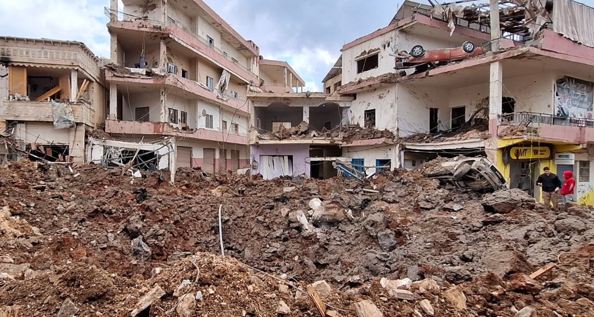 The Latest: Iran accused of attacks in UAE and Bahrain, smoke blankets Tehran from Israeli strikes