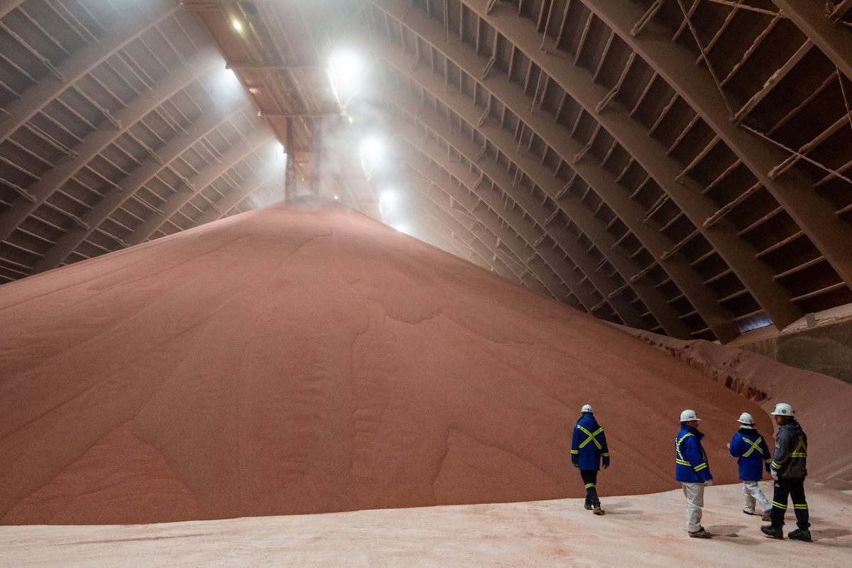 Iran conflict drives up fertilizer costs during busy planting season