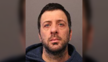 Newmarket man charged for exposing himself in public library