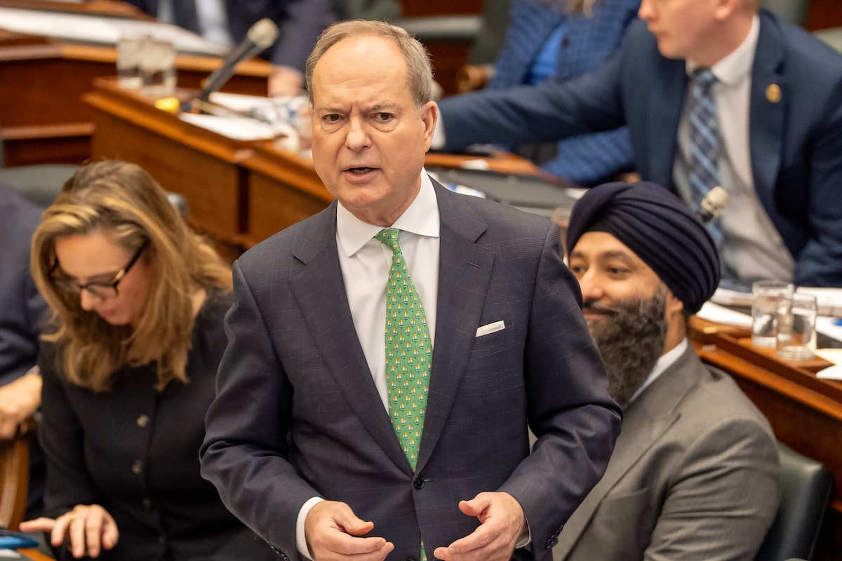 Ontario projects $13.8-billion deficit in budget, delays balancing books