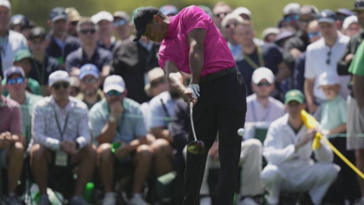 Click to play video: 'Tiger Woods returns to The Masters after car crash'