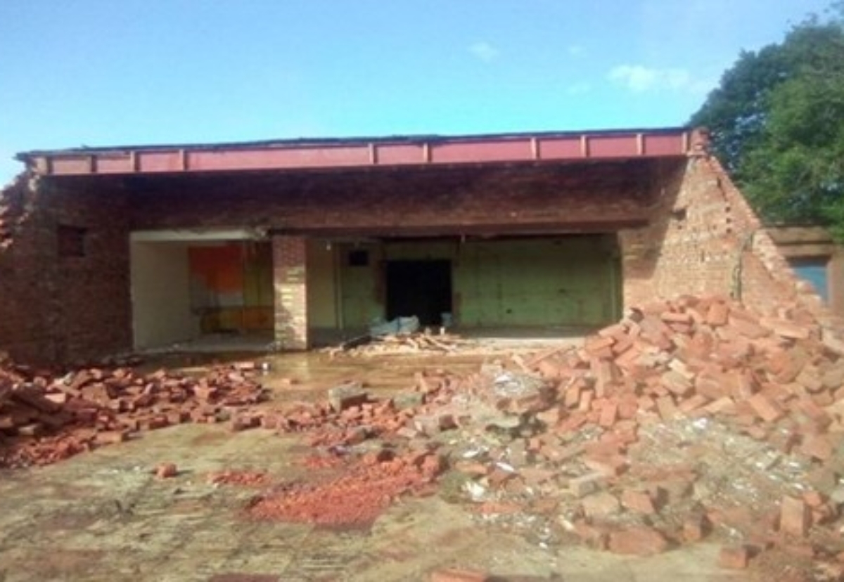 Two firms and site manager fined after asbestos blunders