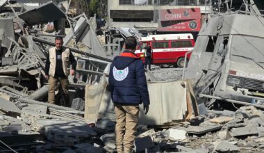 Live updates: Iran launches missiles at Israel, U.S. bases as new Israeli strikes hit Lebanon