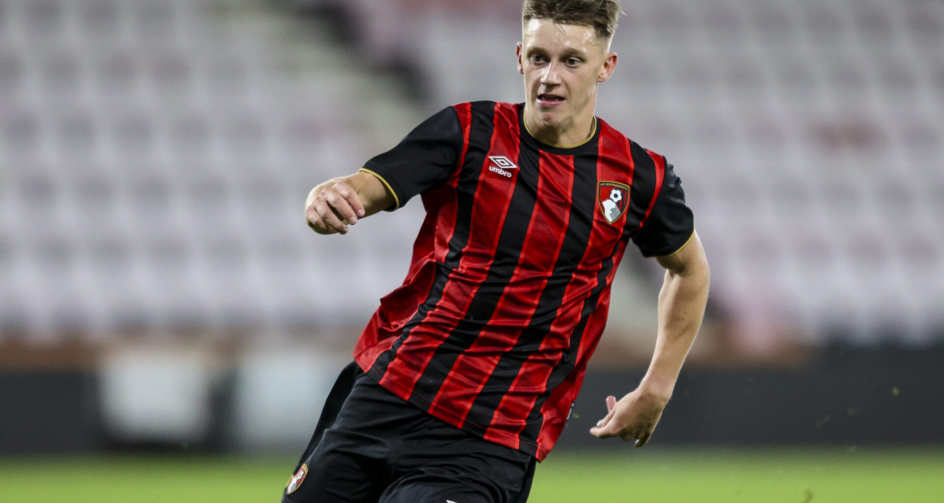 Midfielder Osborne Joins Gulls | Torquay United