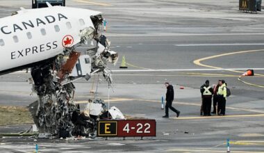 LaGuardia plane crash latest: Surviving passengers call pilots ‘heroes’ as new details emerge on fatal collision