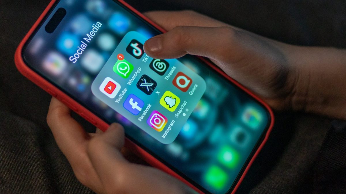 Starmer declares war on tech billionaires: ‘Nothing is off the table’ - The i Paper