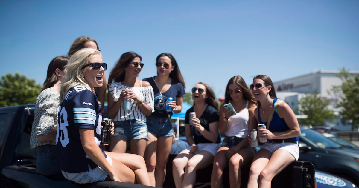 Ontario residents may be able to BYOB to some public events