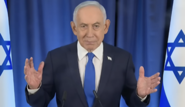 Netanyahu says he doesn't know if Iranians will oust regime, threatens new supreme leader