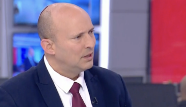 Bennett says Netanyahu 'tearing the State of Israel apart,' vows to replace him