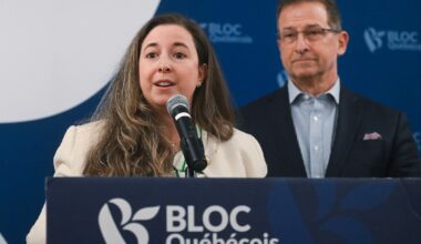 Longest Ballot Committee collecting signatures for potential candidates in Terrebonne by-election