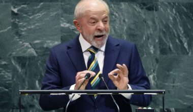 Trump adviser banned by Lula from visiting Brazil