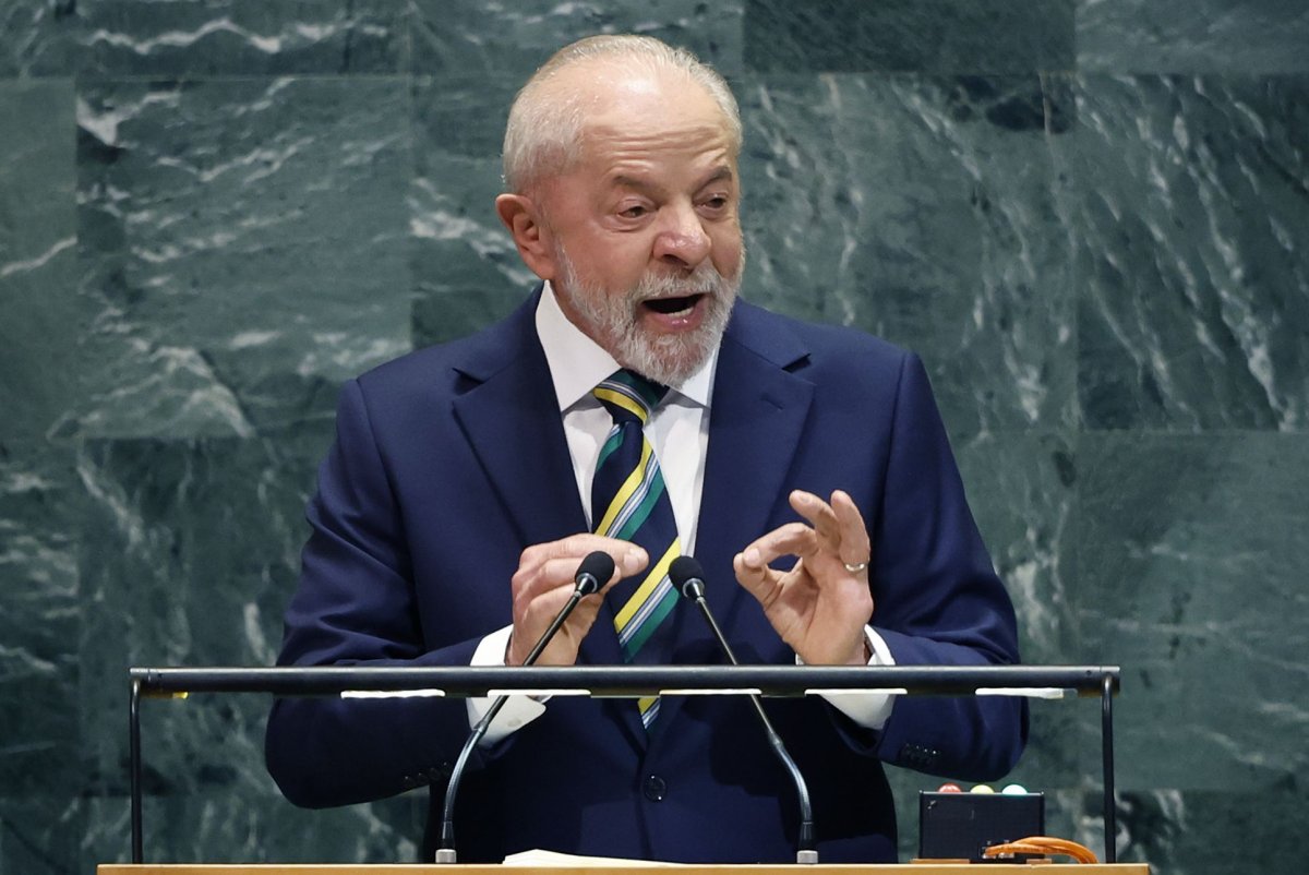 Trump adviser banned by Lula from visiting Brazil