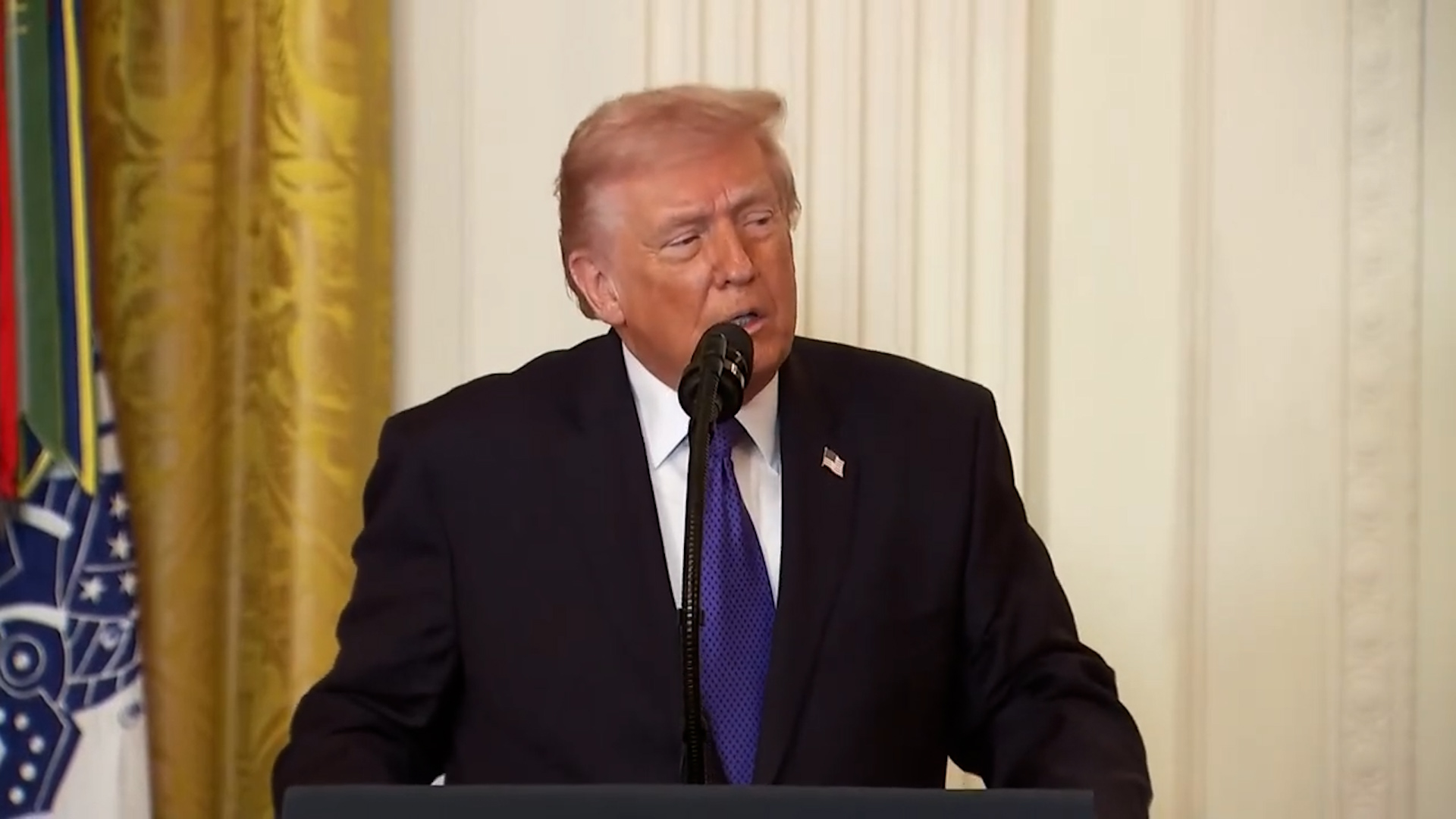 Click to play video: '‘I don’t get bored’: Trump insists U.S. attack on Iran won’t be a short-term engagement'