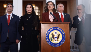 House Oversight Committee votes to subpoena Attorney General Pam Bondi - The Washington Post