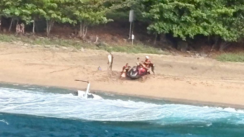 UPDATE: 3 dead, 2 injured in Kalalau Beach helicopter crash, Kaua‘i police say : Kauai Now