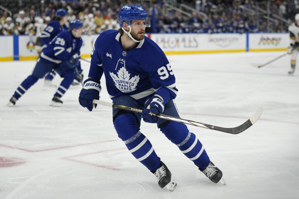 Maple Leafs Scratch Multiple Players – Pro Hockey Rumors