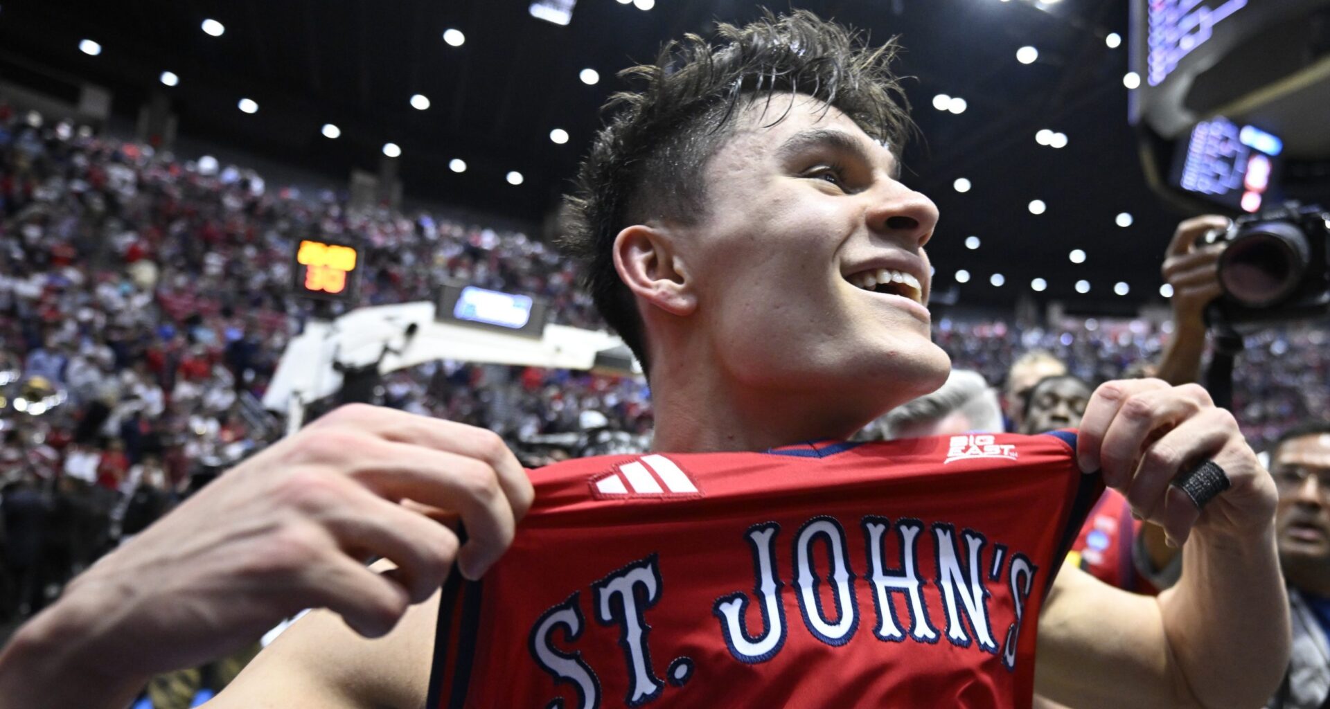 Here’s the 2026 NCAA Tournament Sweet Sixteen announcing schedule